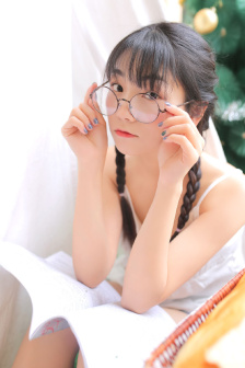 小美男被迫卖屁股接男客小说